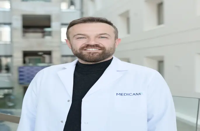 ERKEN TEŞHİSİN ANAHTARI: ENDOSKOPİ VE KOLONOSKOPİ