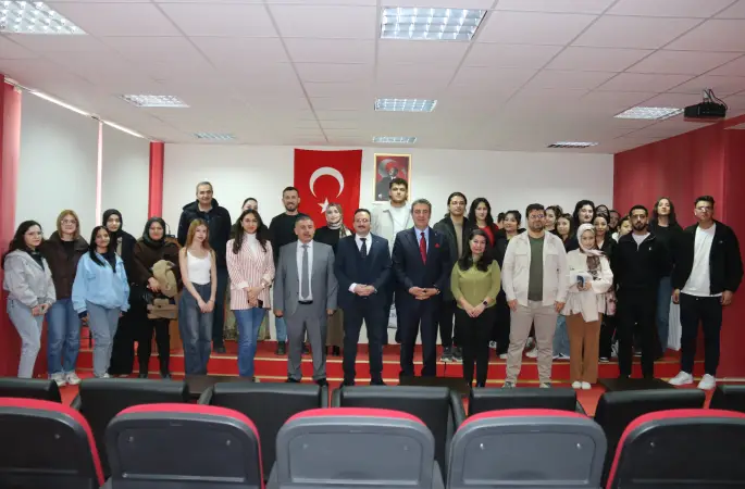 GENÇLERİMİZ BİRAZ DAHA BİLİNÇLİ OLMALI