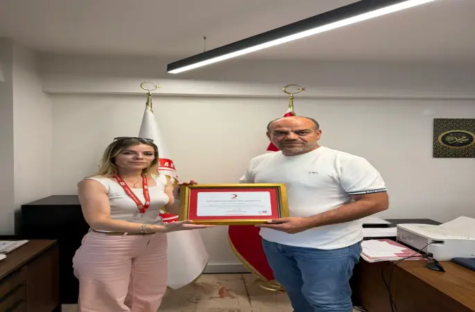 Genel Başkan Zülfikar Kaya’nın Sosyal Sorumluluk Vizyonu Takdir Topluyor: Kızılay’dan İki Anlamlı Plaket
