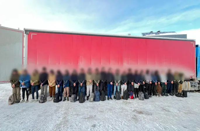 GÖÇMEN KAÇAKÇILIĞI VE DÜZENSİZ GÖÇ İLE MÜCADELE