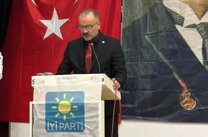 İYİ Parti Sivas Merkez İlçe Başkanlığı’nda Karamukluoğlu Güven Tazeledi