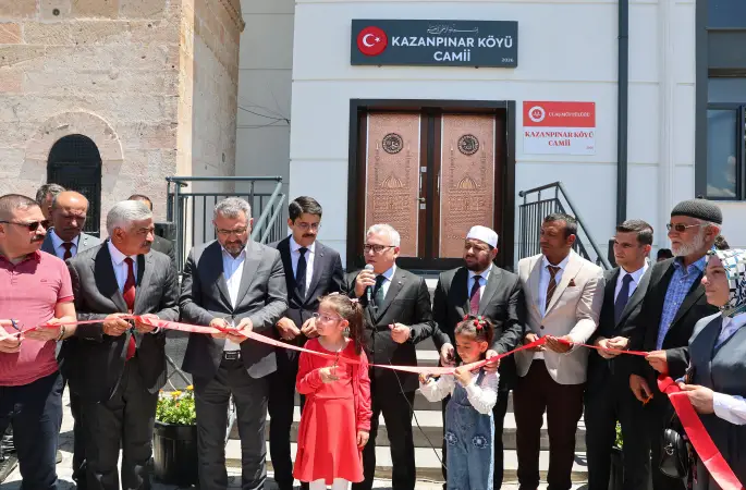 Kazanpınar Cami Düzenlenen Törenle İbadete Açıldı