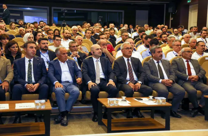 KOBİ’ler için “Destek ve Dönüşüm” Toplantısı, STSO ev sahipliğinde gerçekleşti.