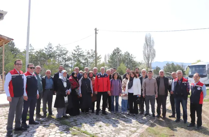 Meyve Ağaçlarında Budama ve Terbiye Sistemleri Kursu Düzenlendi.