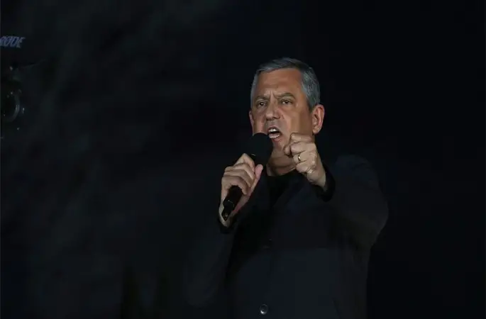 Özgür Özel Nurtepe’den Dünyaya Seslendi: 