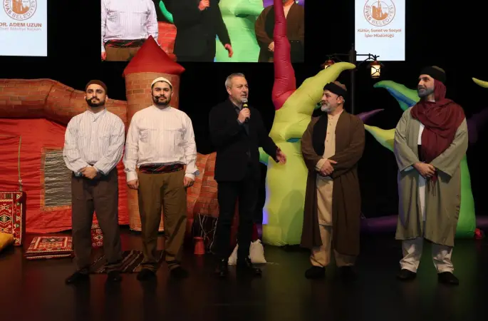 “Peygamberimiz Çocukları Çok Severmiş” adlı çocuk tiyatrosu sahnelend