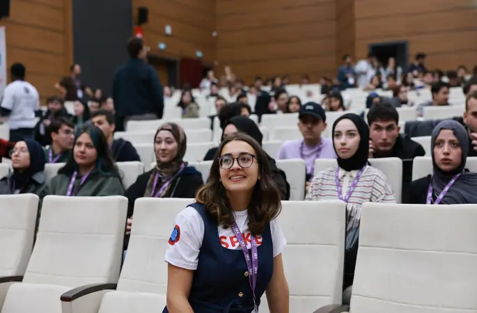 SBTÜ’de İngilizce Öğreniminde Yeni Dönem: SPIKE Uygulaması Başladı