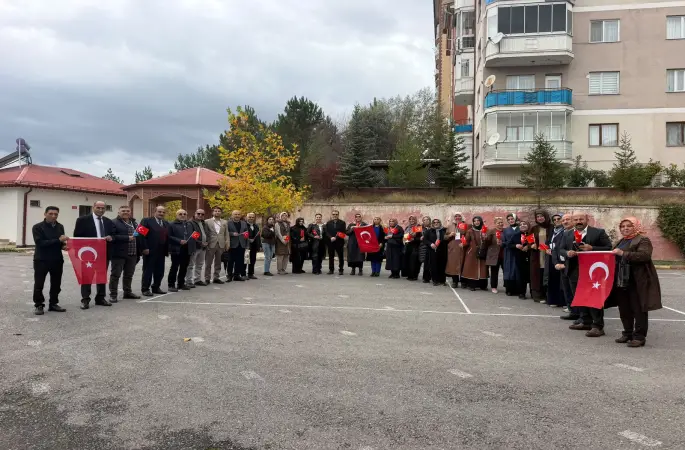 Sivas AK Parti teşkilatları tam kadro sahada