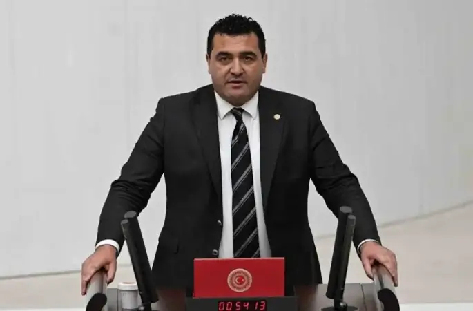 Ulaş Karasu Yeni Partiye Katılacak mı? Gözler CHP'li Vekilde