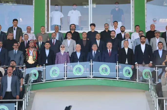 Uluslararası Muhsin Yazıcıoğlu Karakucak Güreşleri Sivas’ta Başladı